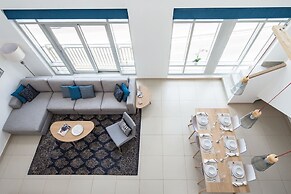Unique + Stunning 2BR Loft in Downtown Dubai!