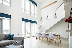 Unique + Stunning 2BR Loft in Downtown Dubai!
