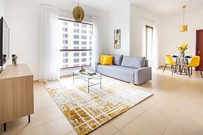 Radiant & Alluring 1BR Apartment W/ Marina Views