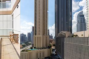 Superb & Incomparable 2BR With Study in the Heart of Downtown Dubai!