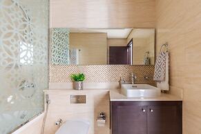Superb & Incomparable 2BR With Study in the Heart of Downtown Dubai!