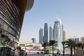 Phenomenal Burj Khalifa Views in This Lovely 2br!
