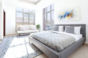 Spectacular Al Wasl Villa - With Private Pool