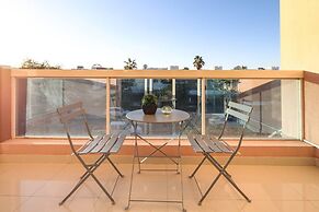 Spectacular Al Wasl Villa - With Private Pool