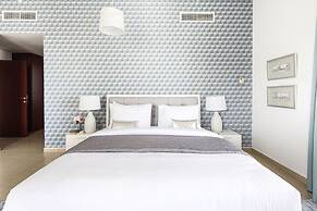 Splendid & Elegant 4BR in JBR - Sleeps 8!