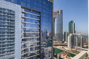 Ultramodern Studio With Sublime Decors in Dubai Marina