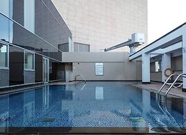 Stylish and Light Studio in Difc!