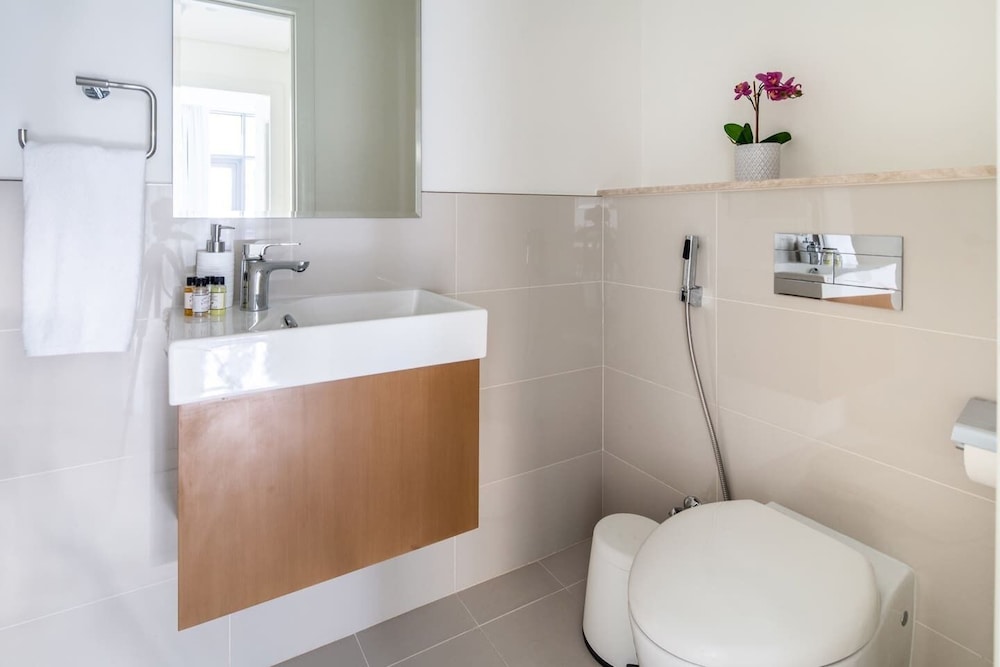 Stylish & Sophisticated 1BR in Downtown Dubai
