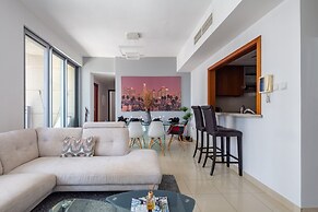 Splendid 2BR Apartment in Downtown Dubai!