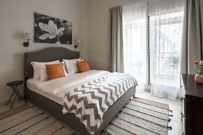 Spacious + Beautiful Private Villa in JVC