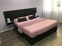 Ade Home