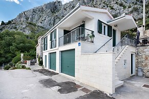 House Dunja