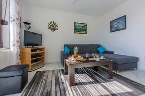 Apartments Budzyn