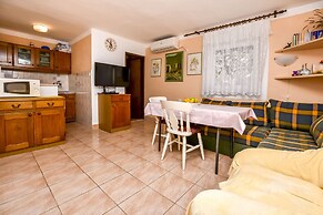 Apartments Cvitic