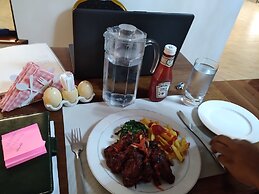Clemsa Boutique Hotel