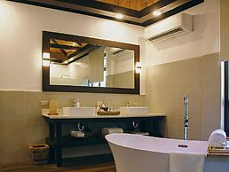 Lihim Resorts