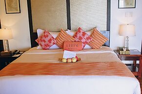 Lihim Resorts