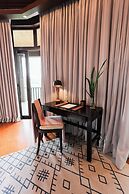 Lihim Resorts