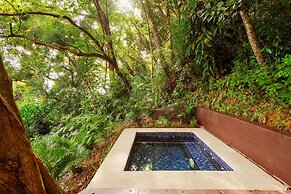 Lihim Resorts