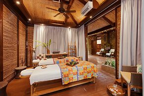 Lihim Resorts
