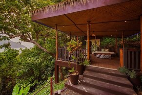 Lihim Resorts