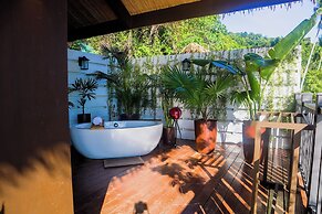 Lihim Resorts