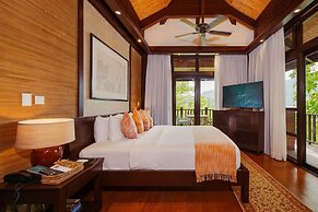 Lihim Resorts