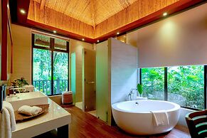 Lihim Resorts