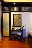 Lihim Resorts