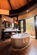Lihim Resorts