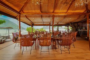 Lihim Resorts