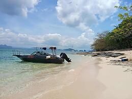 Lihim Resorts