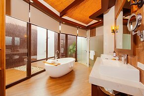 Lihim Resorts
