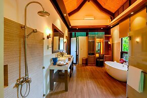 Lihim Resorts