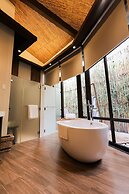 Lihim Resorts