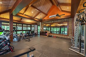 Lihim Resorts
