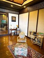 Lihim Resorts