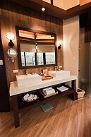Lihim Resorts
