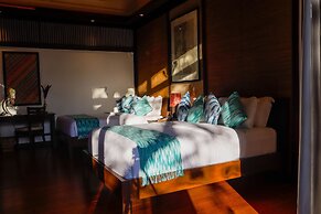Lihim Resorts
