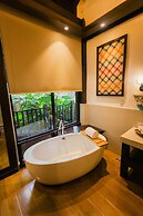 Lihim Resorts
