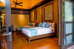 Lihim Resorts