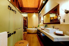 Lihim Resorts