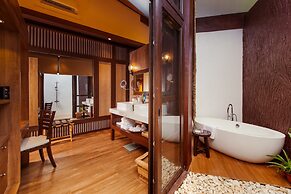 Lihim Resorts