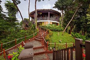 Lihim Resorts