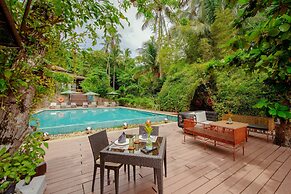 Lihim Resorts