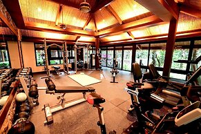 Lihim Resorts