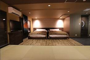 J hotel