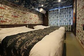 J hotel