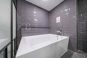 Mind Hotel
