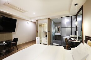 Mind Hotel
